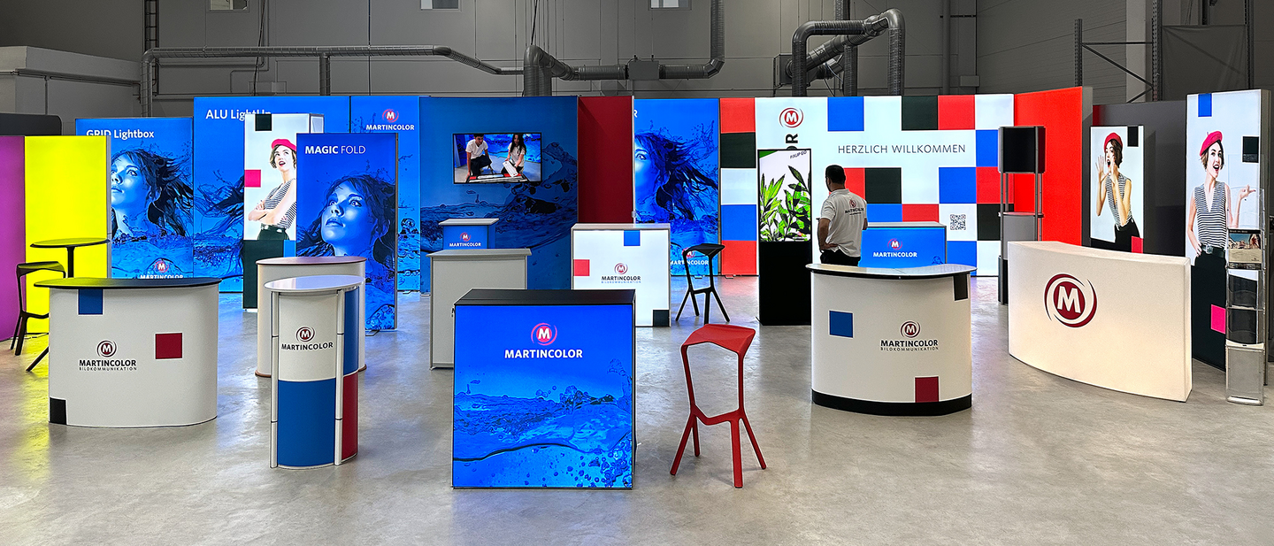 Showroom für beleuchtete Messestände, Messetheken und mehr