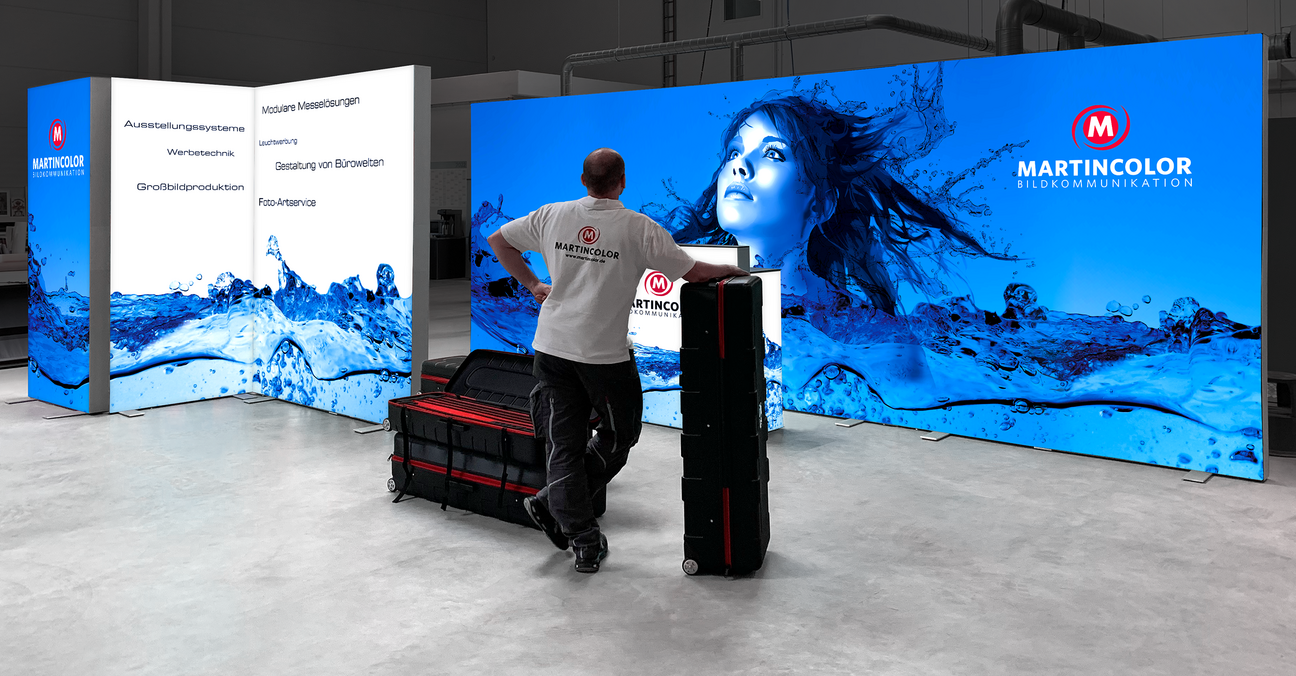 Exhibition stand illuminated - system technology + transport